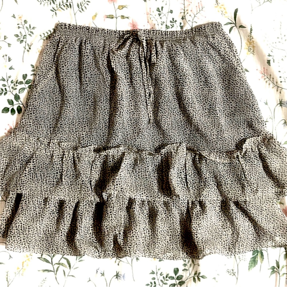 Grey and Black Tiered Drawstring Bow Skirt